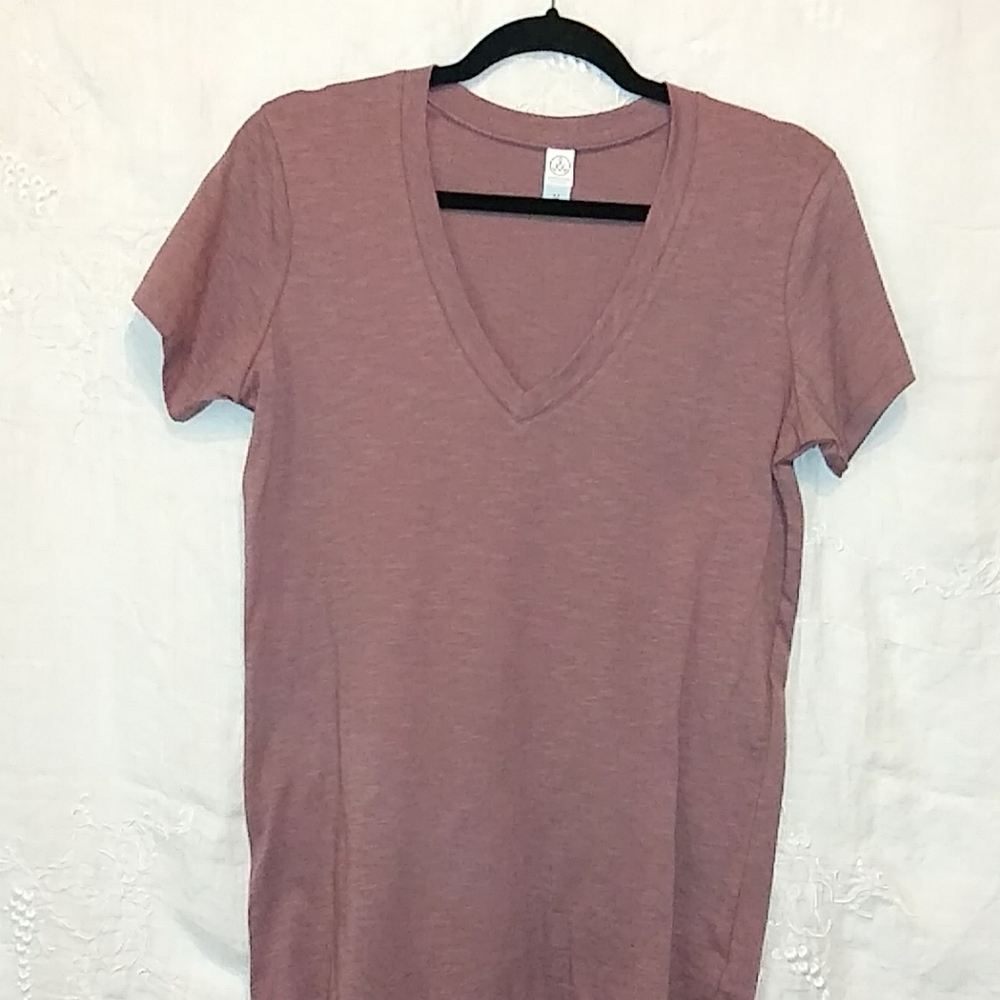 Alternative Tee Rose Color Cotton Tee Shirt Sz M NWOT - Picture 2 of 5